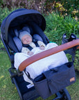 Baby seated in the Mimi AVARO infant car seat